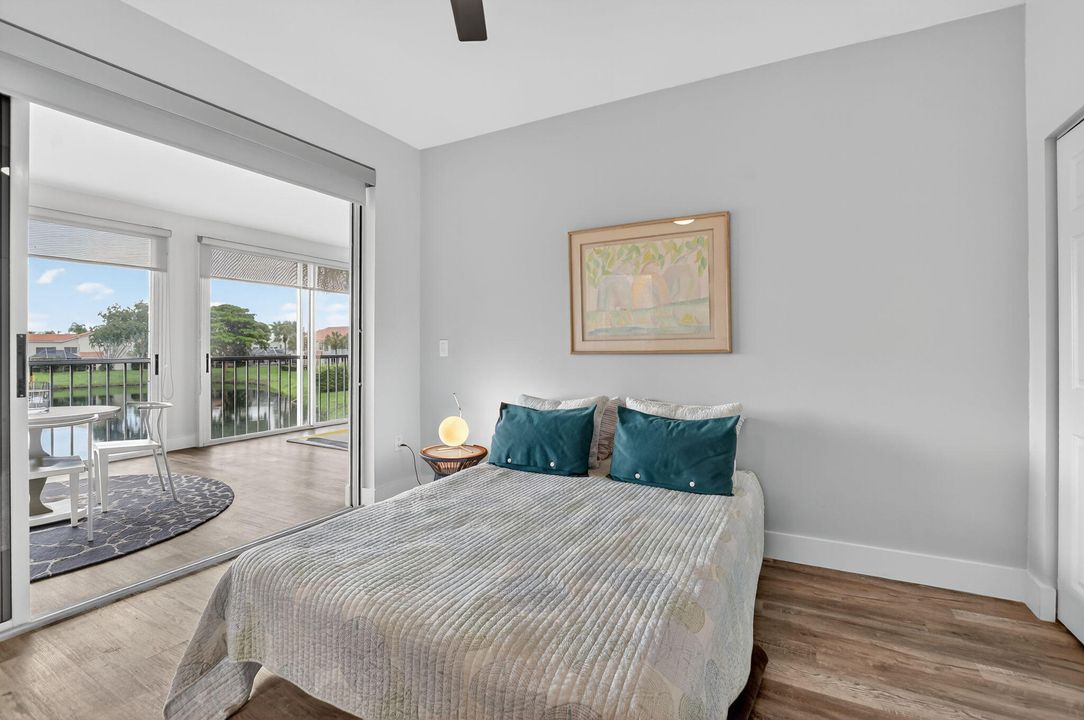 Под контрактом: $775,000 (3 спален, 2 ванн, 2530 Квадратных фут)