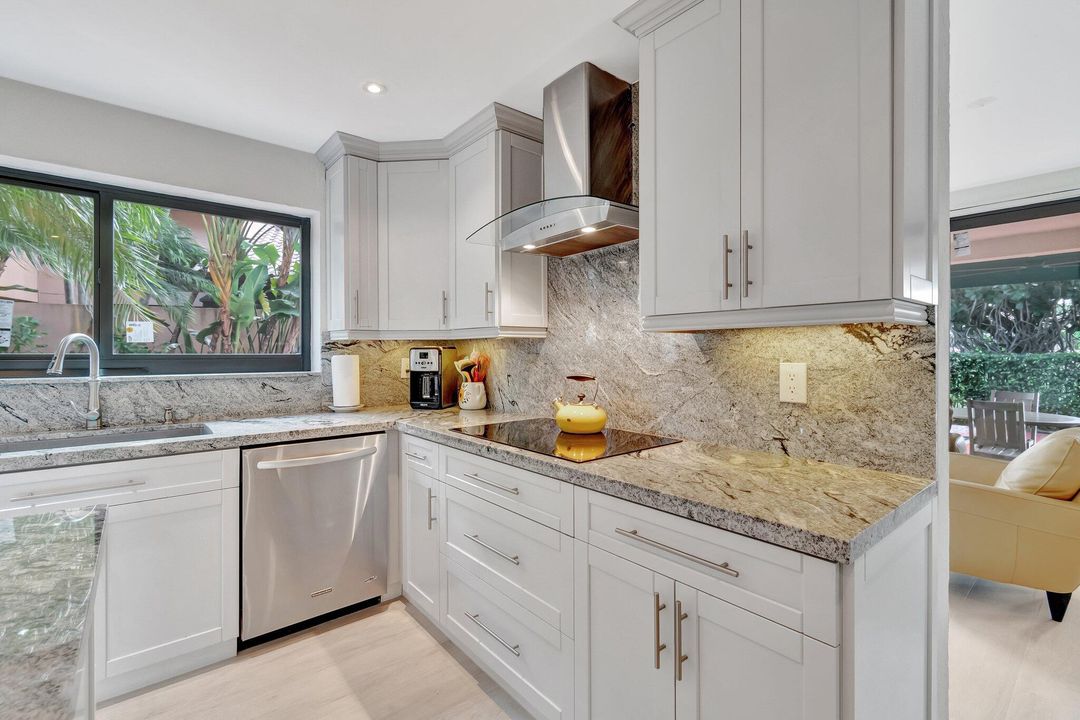 Active With Contract: $7,500 (4 beds, 3 baths, 3057 Square Feet)