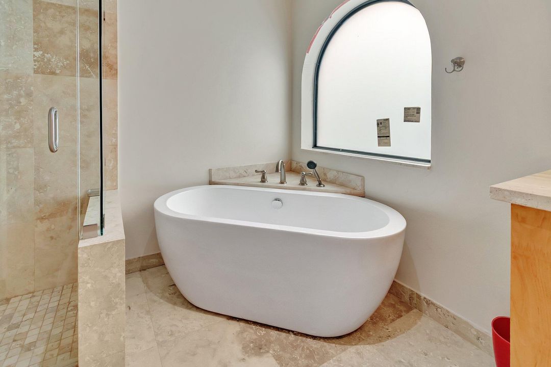 Active With Contract: $7,500 (4 beds, 3 baths, 3057 Square Feet)