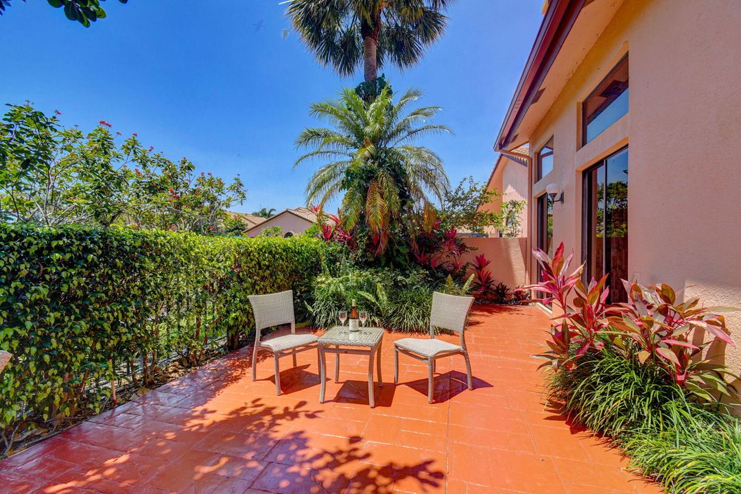 Active With Contract: $7,500 (4 beds, 3 baths, 3057 Square Feet)