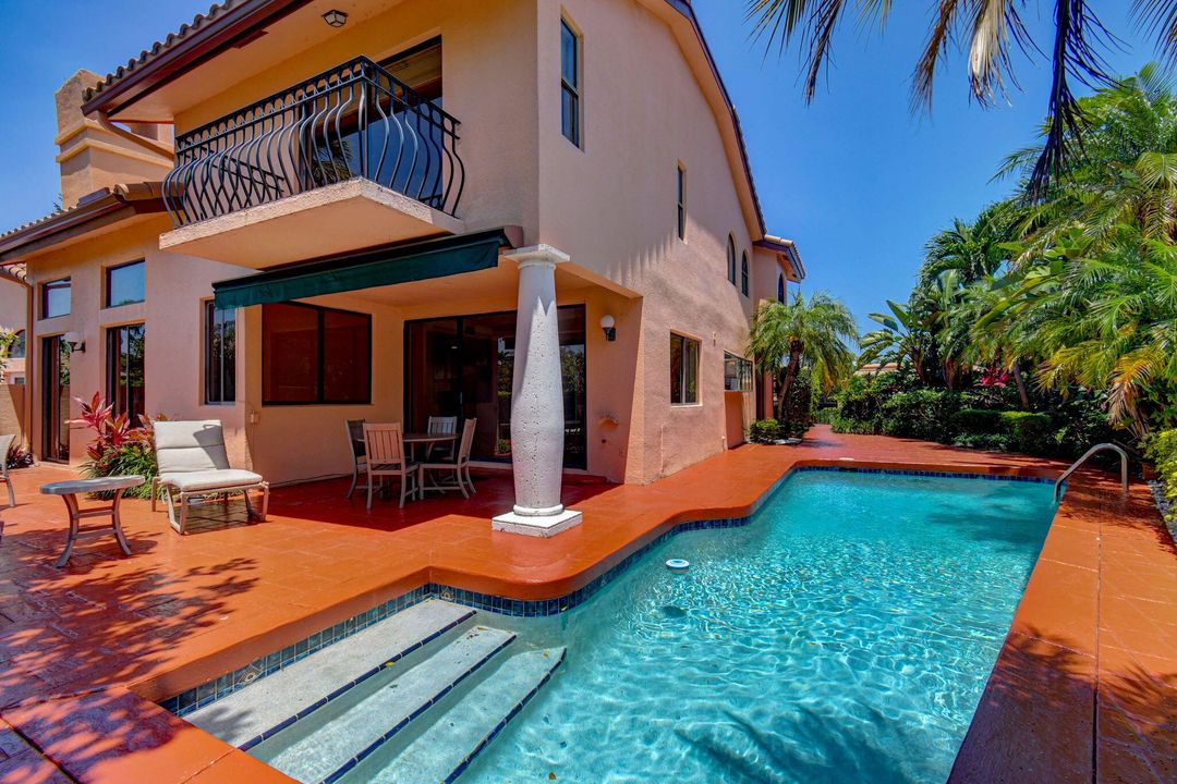 Active With Contract: $7,500 (4 beds, 3 baths, 3057 Square Feet)