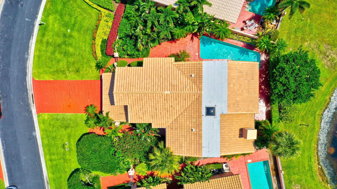 Active With Contract: $7,500 (4 beds, 3 baths, 3057 Square Feet)