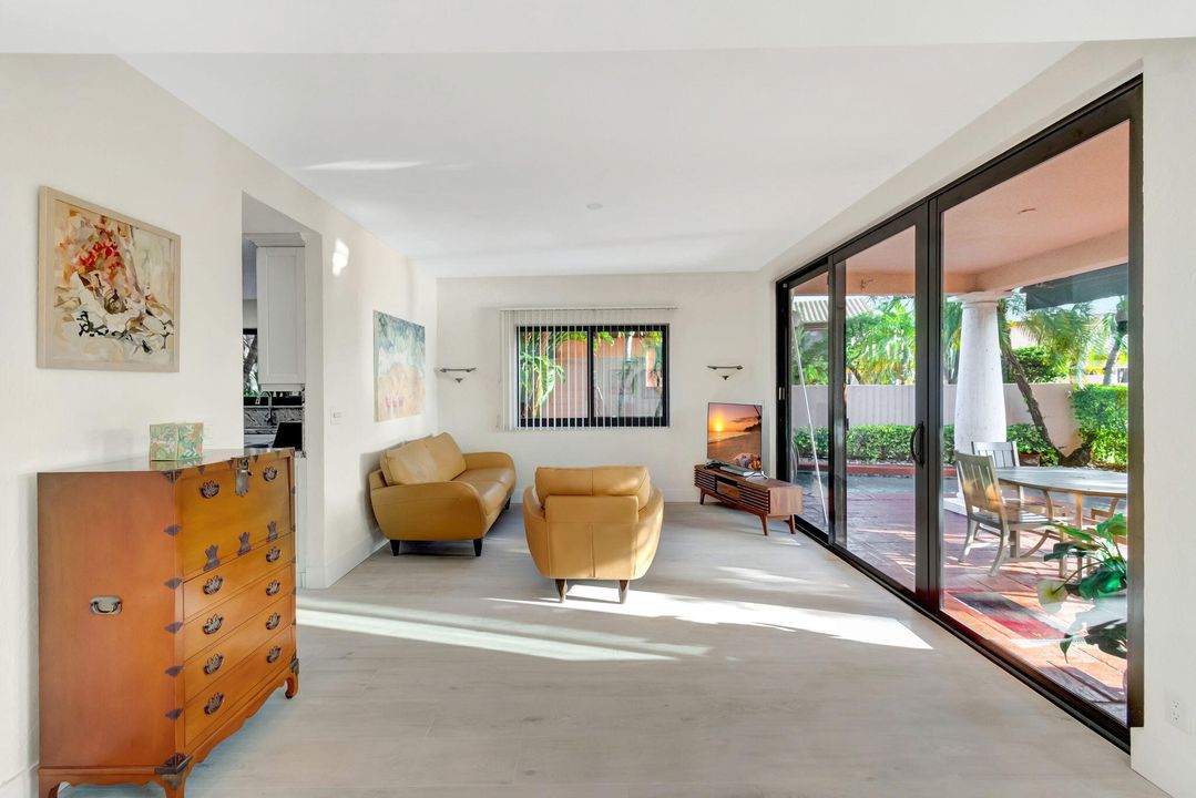 Active With Contract: $7,500 (4 beds, 3 baths, 3057 Square Feet)