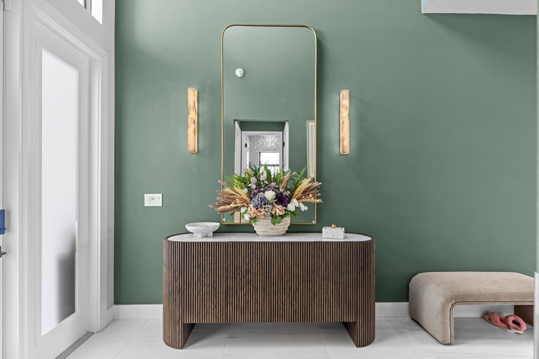 For Rent: $10,000 (5 beds, 6 baths, 4182 Square Feet)