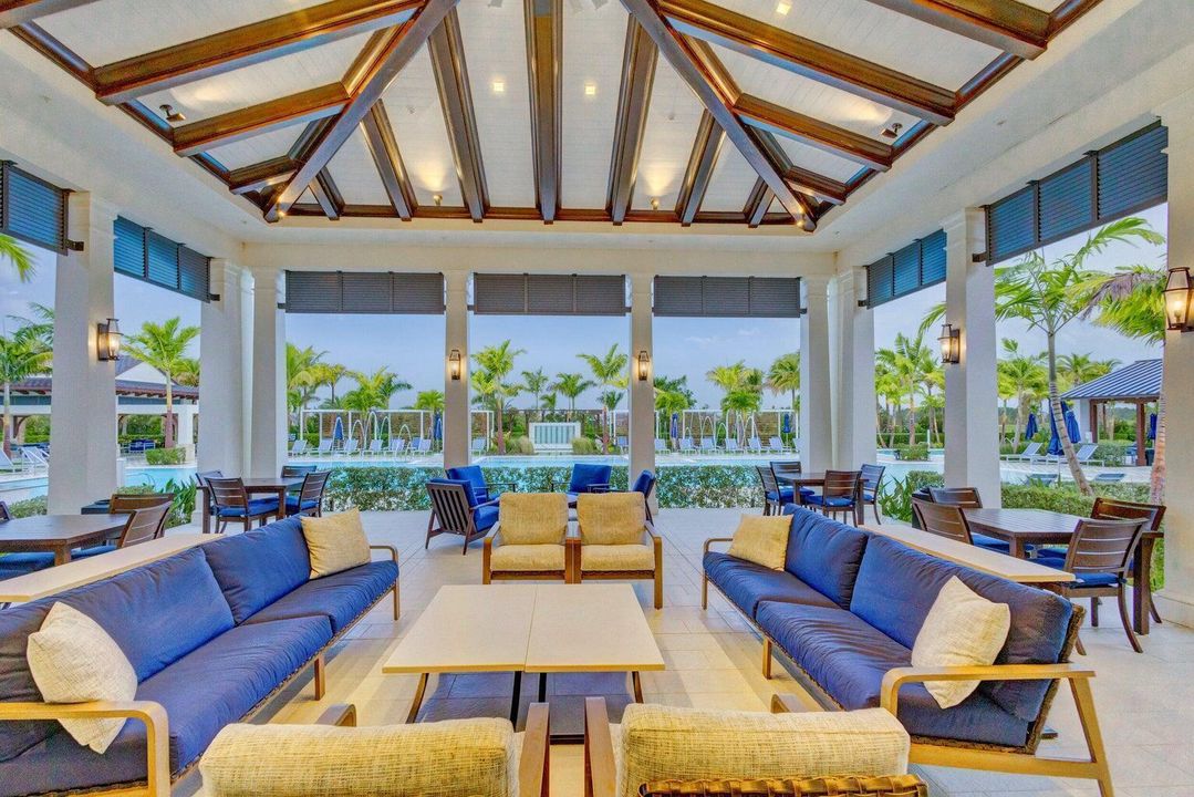 For Rent: $10,000 (5 beds, 6 baths, 4182 Square Feet)