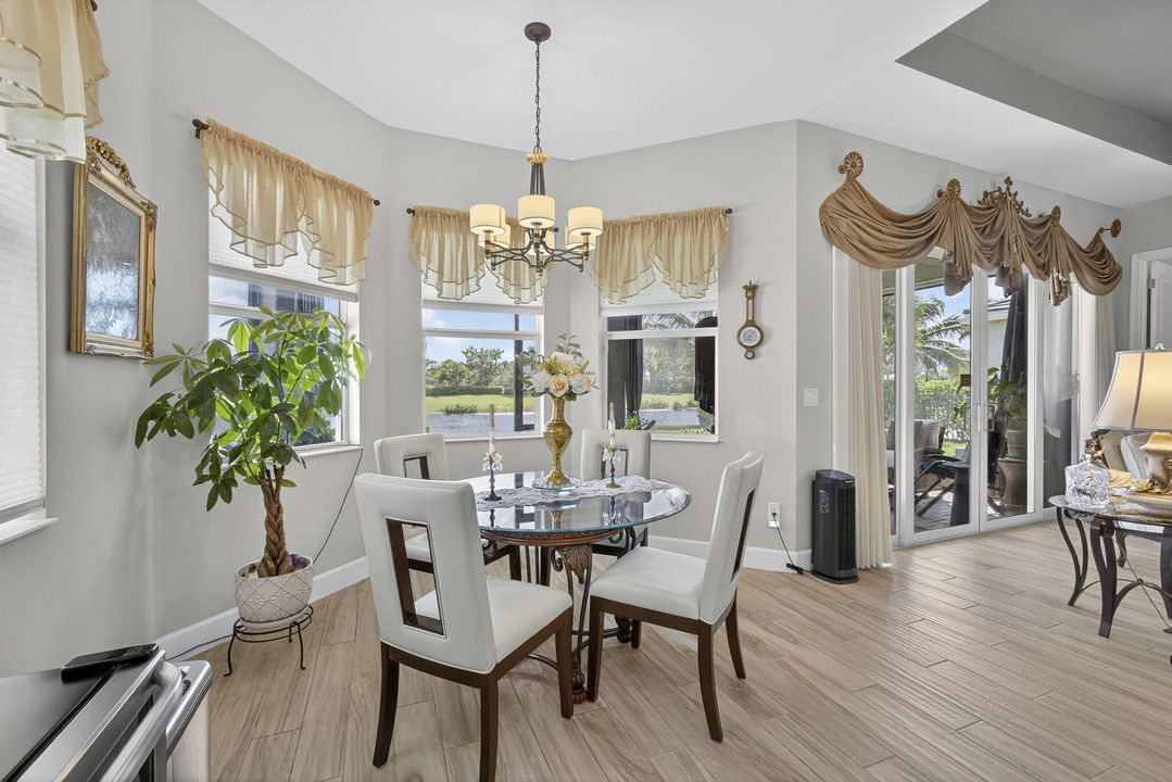 For Sale: $550,000 (3 beds, 2 baths, 1703 Square Feet)