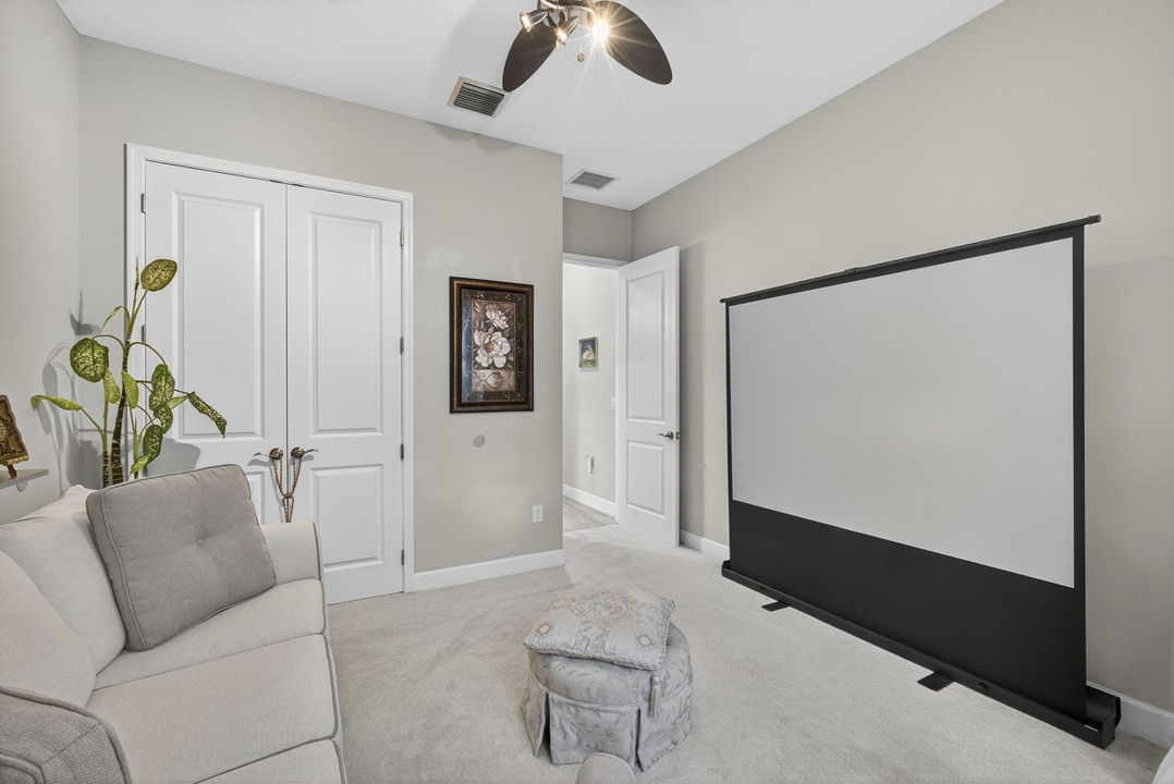 For Sale: $550,000 (3 beds, 2 baths, 1703 Square Feet)