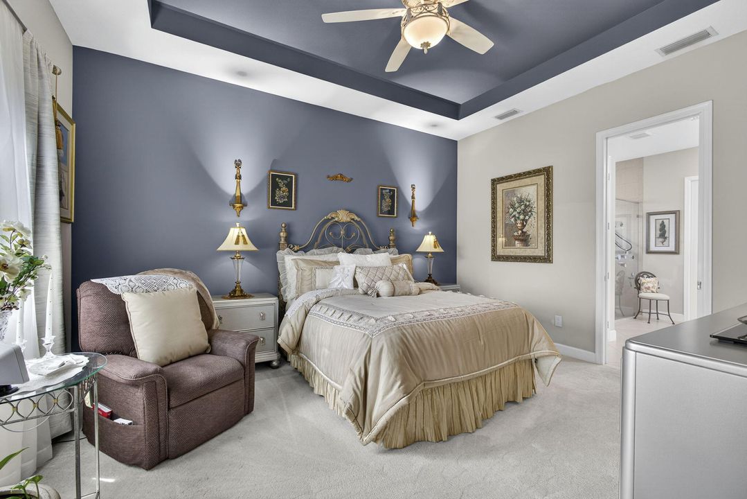 For Sale: $550,000 (3 beds, 2 baths, 1703 Square Feet)