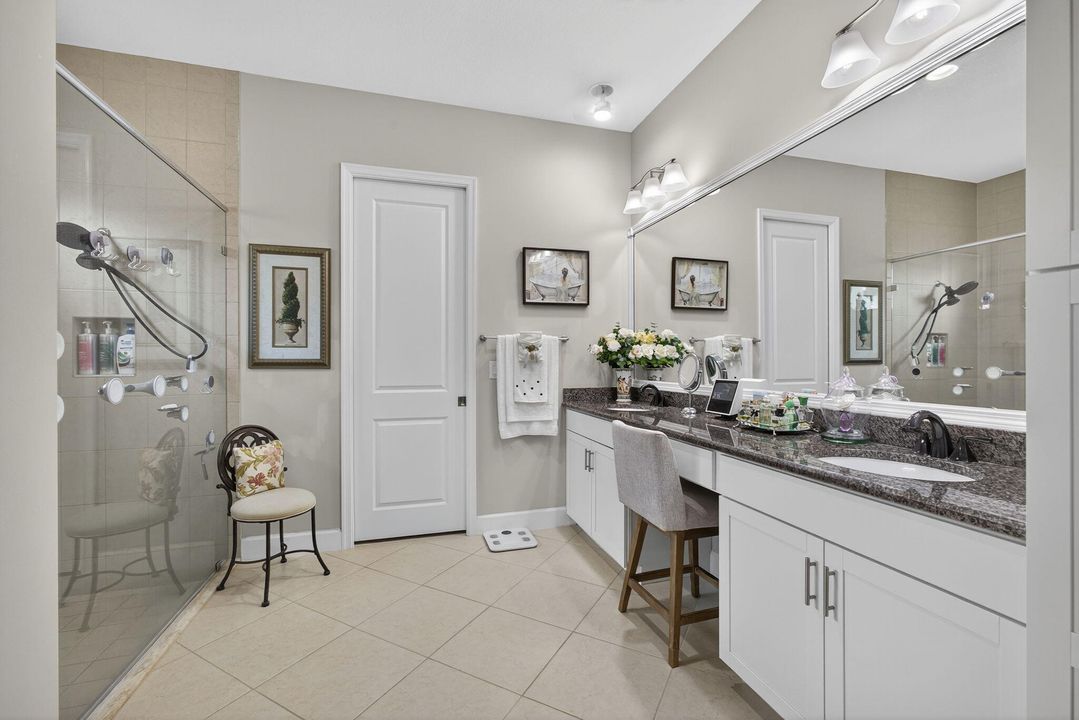 For Sale: $550,000 (3 beds, 2 baths, 1703 Square Feet)