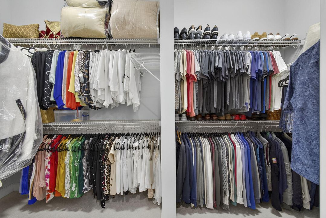 For Sale: $550,000 (3 beds, 2 baths, 1703 Square Feet)