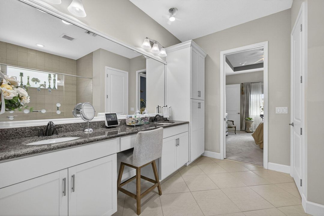 For Sale: $550,000 (3 beds, 2 baths, 1703 Square Feet)