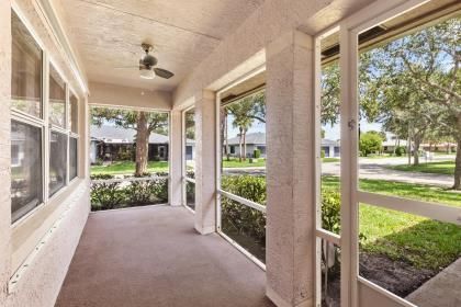 На продажу: $225,900 (2 спален, 2 ванн, 1286 Квадратных фут)