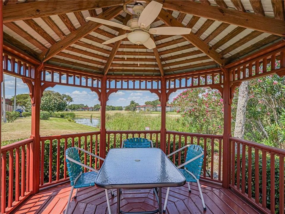 Activo con contrato: $149,000 (2 camas, 2 baños, 1189 Pies cuadrados)