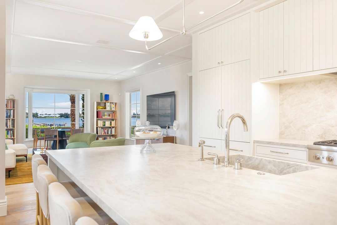 For Sale: $25,500,000 (5 beds, 5 baths, 6706 Square Feet)