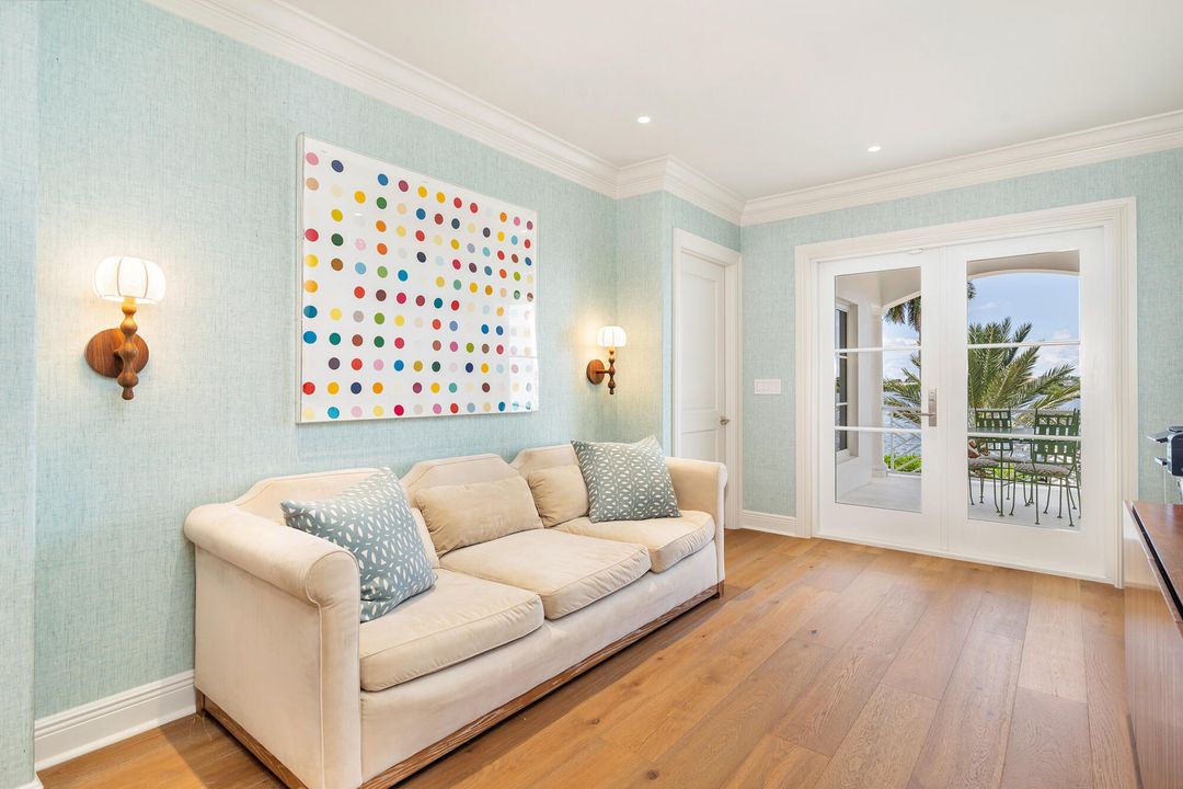 For Sale: $25,500,000 (5 beds, 5 baths, 6706 Square Feet)