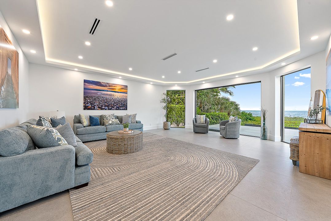 For Sale: $17,000,000 (4 beds, 5 baths, 6587 Square Feet)