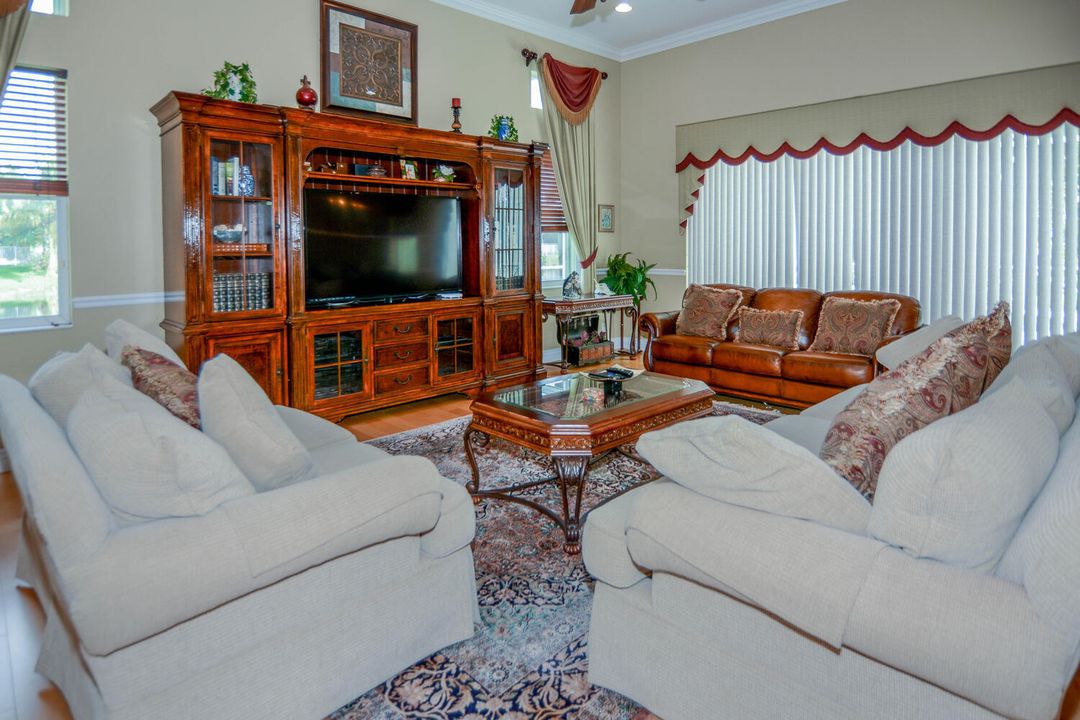 For Rent: $10,000 (4 beds, 3 baths, 3117 Square Feet)