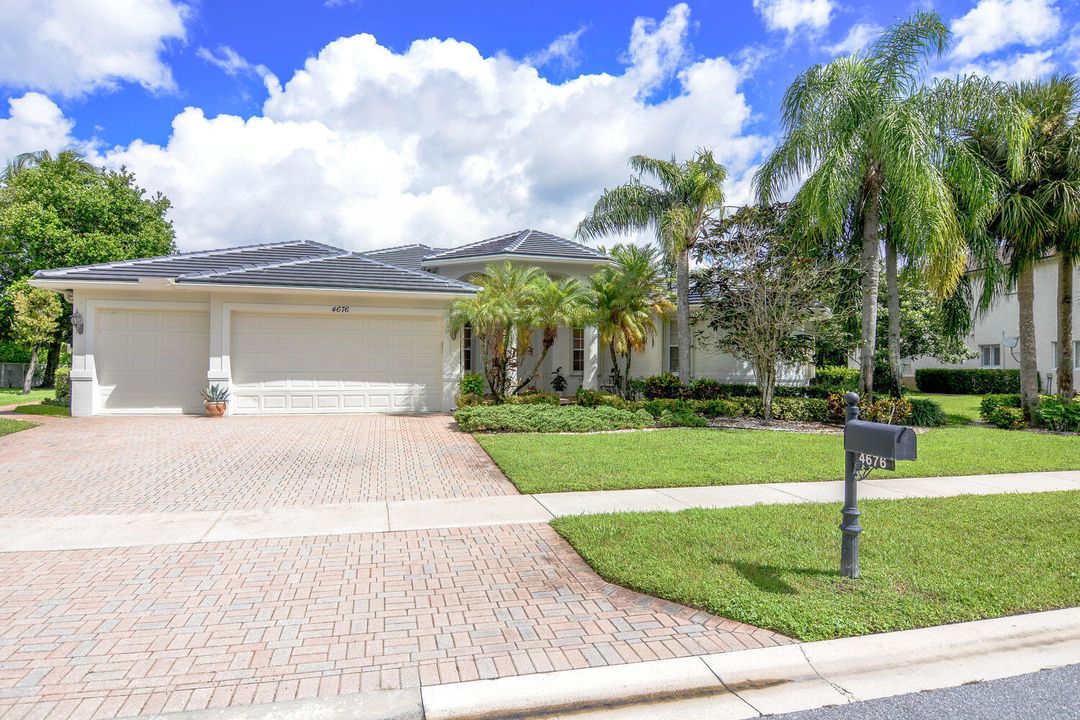 For Rent: $10,000 (4 beds, 3 baths, 3117 Square Feet)