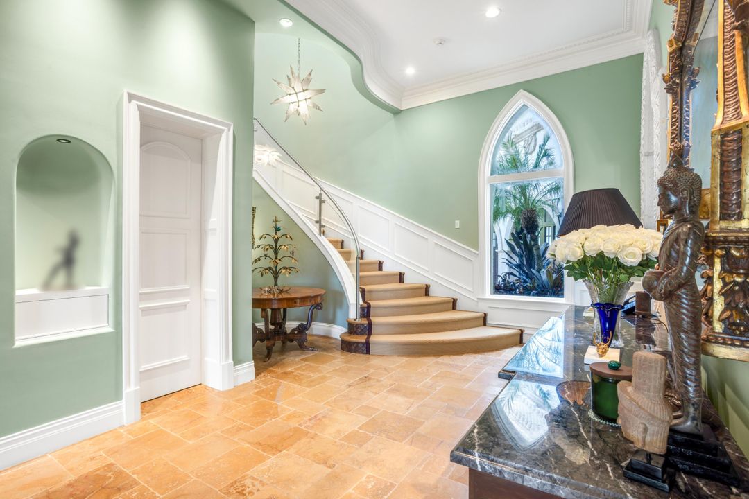 待售: $29,500,000 (8 贝兹, 9 浴室, 14094 平方英尺)