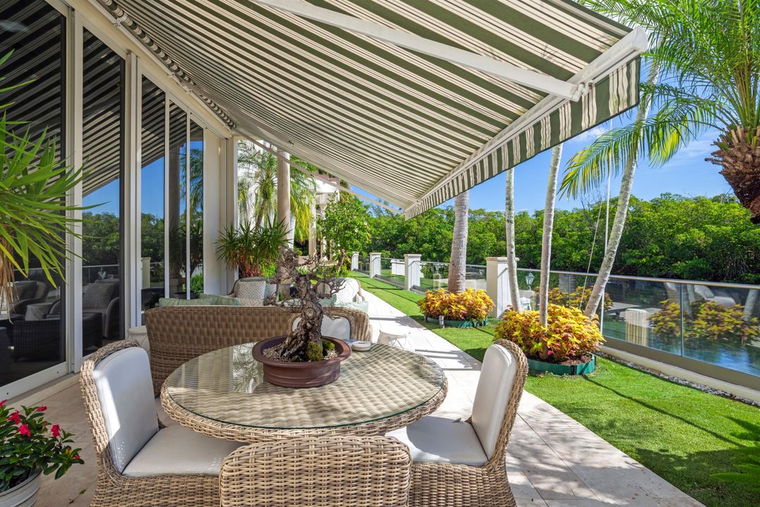 待售: $29,500,000 (8 贝兹, 9 浴室, 14094 平方英尺)