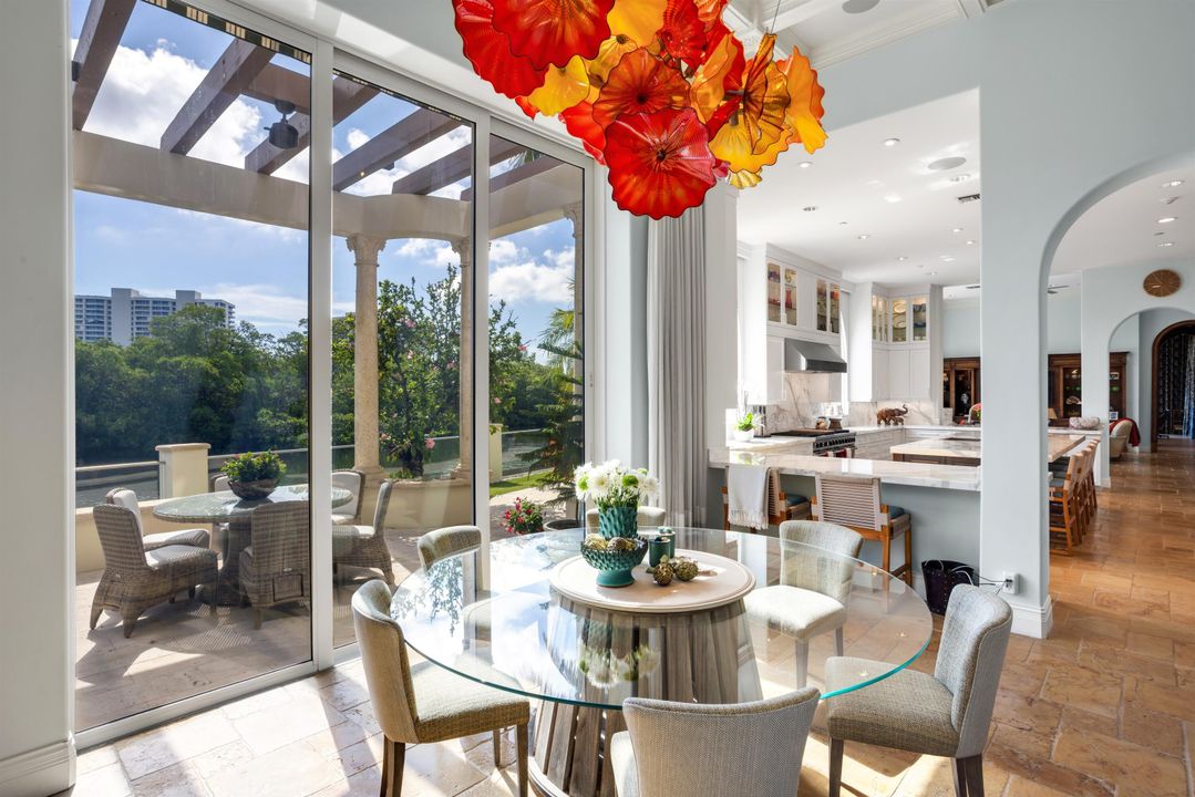 待售: $29,500,000 (8 贝兹, 9 浴室, 14094 平方英尺)