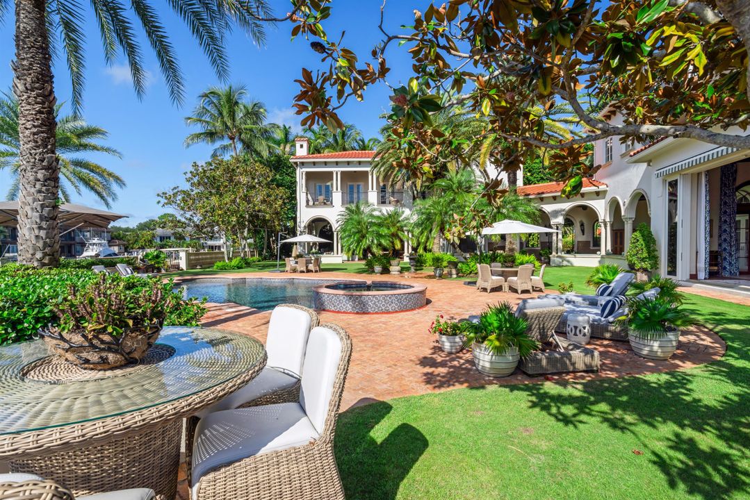 待售: $29,500,000 (8 贝兹, 9 浴室, 14094 平方英尺)