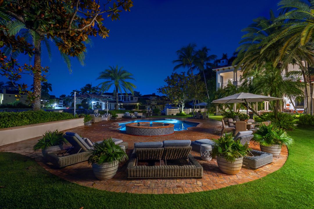 待售: $29,500,000 (8 贝兹, 9 浴室, 14094 平方英尺)