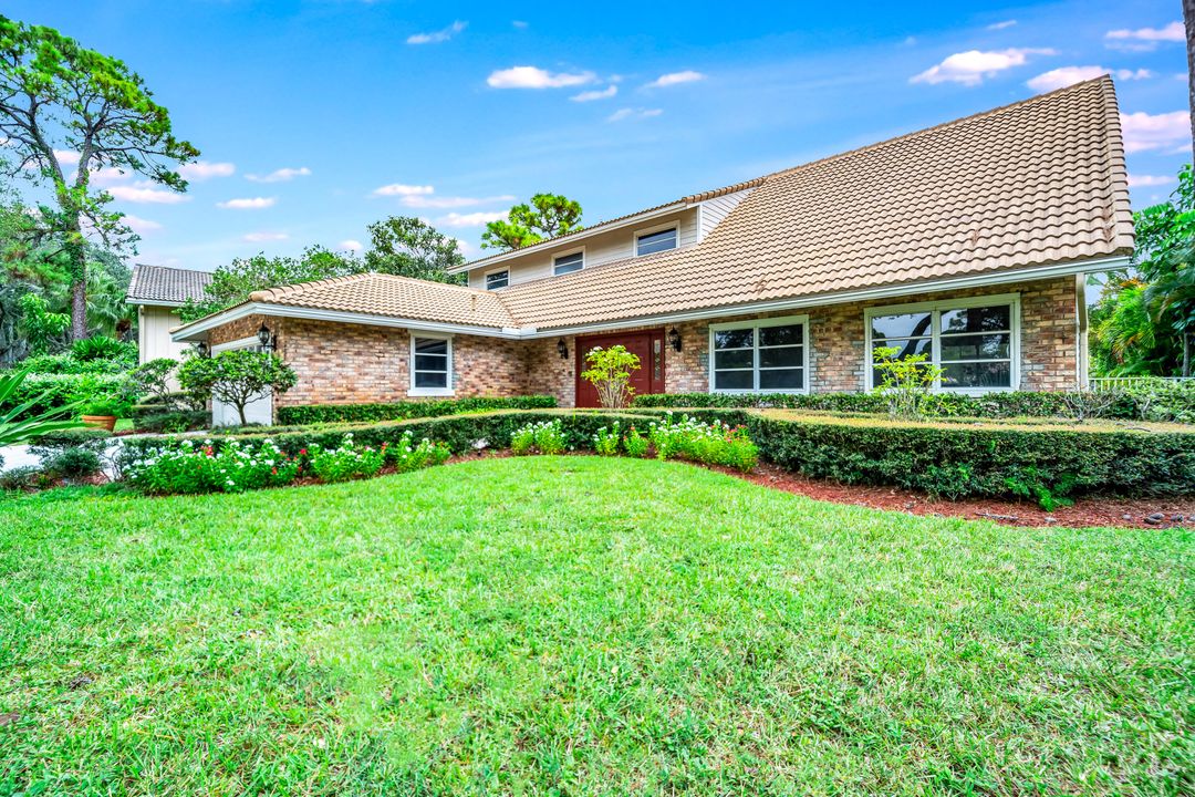 For Rent: $9,275 (4 beds, 3 baths, 2984 Square Feet)