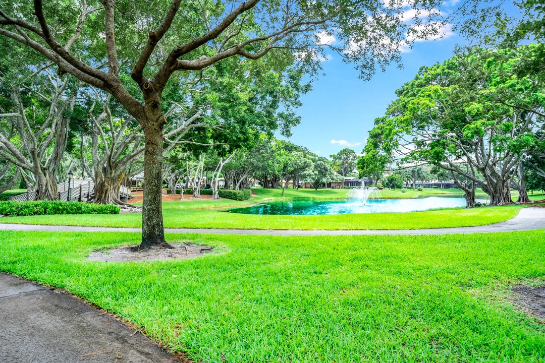 For Rent: $9,275 (4 beds, 3 baths, 2984 Square Feet)