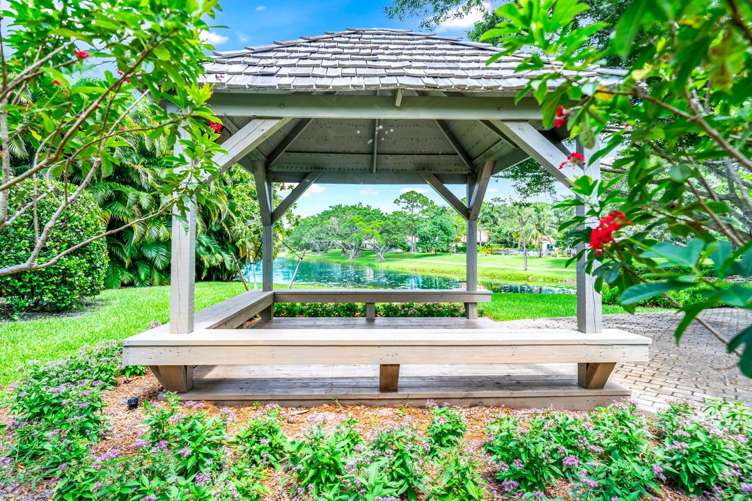 For Rent: $9,275 (4 beds, 3 baths, 2984 Square Feet)