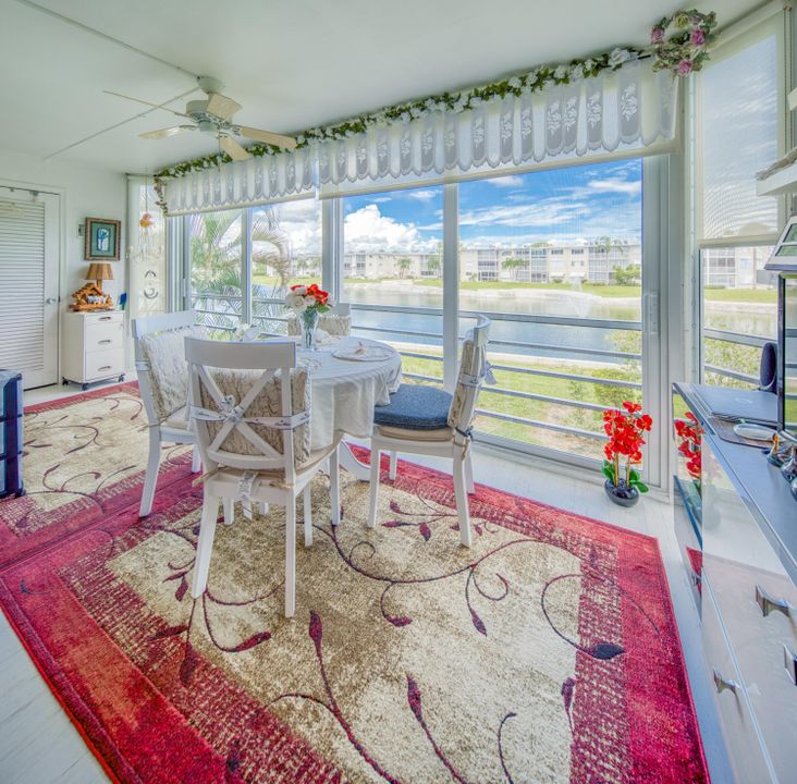 Active With Contract: $97,970 (1 beds, 1 baths, 894 Square Feet)