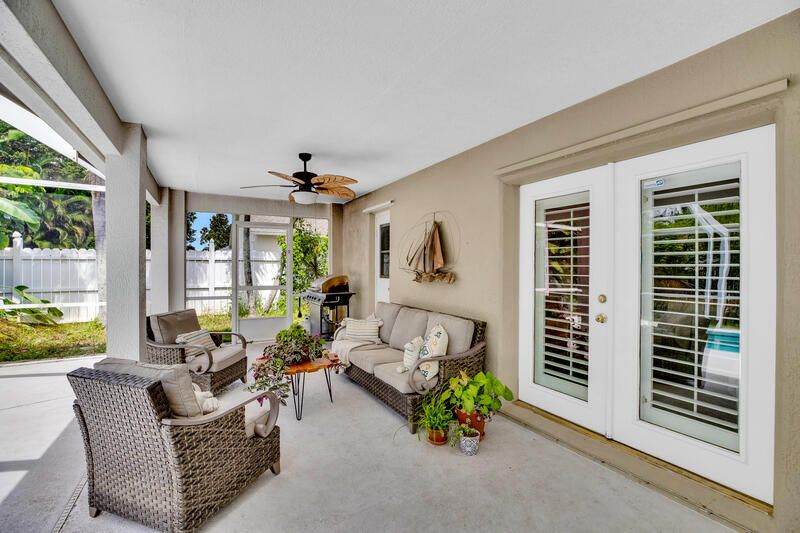 На продажу: $498,900 (4 спален, 2 ванн, 2022 Квадратных фут)