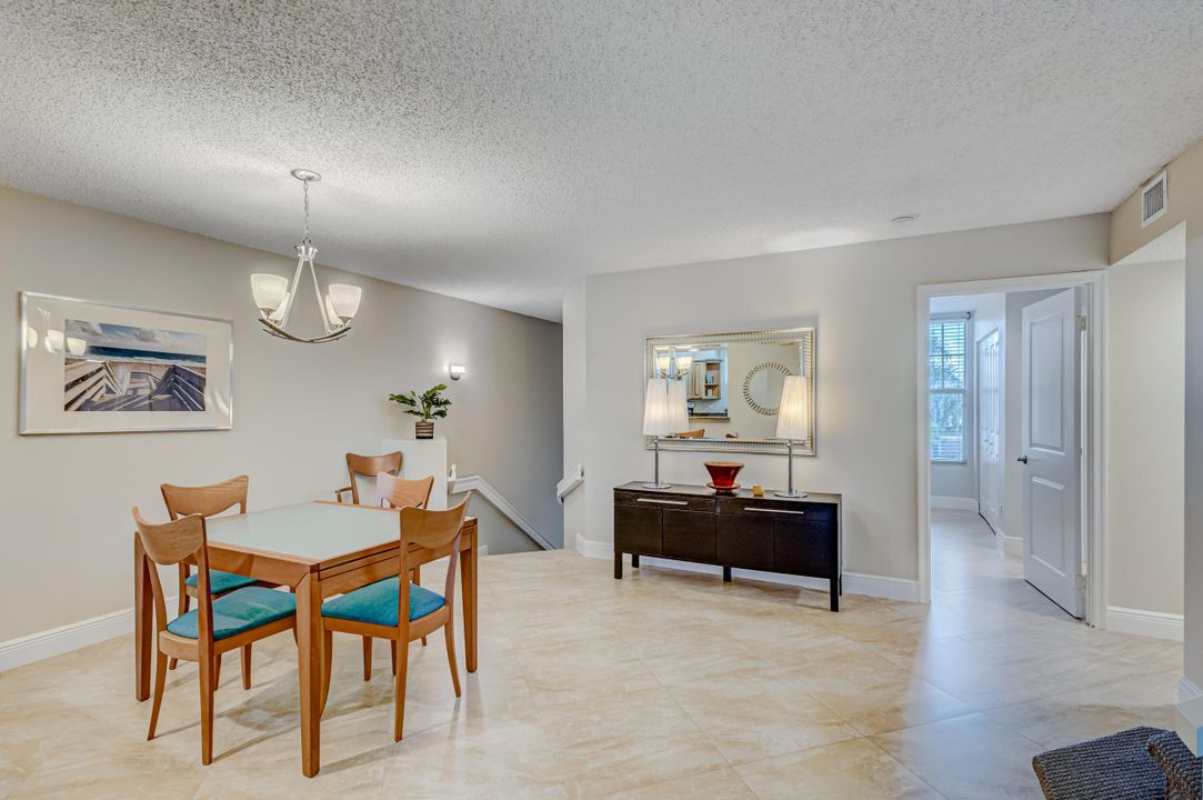 Active With Contract: $8,000 (2 beds, 2 baths, 1624 Square Feet)