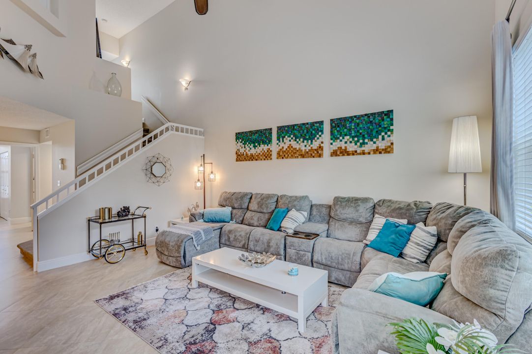 Active With Contract: $8,000 (2 beds, 2 baths, 1624 Square Feet)