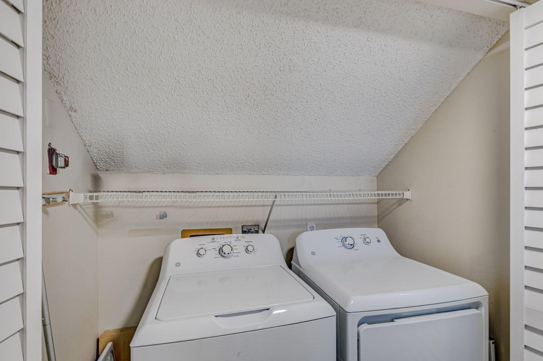 Active With Contract: $8,000 (2 beds, 2 baths, 1624 Square Feet)