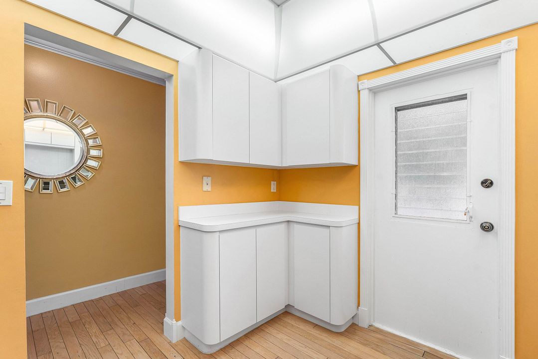 For Sale: $345,000 (2 beds, 2 baths, 1000 Square Feet)