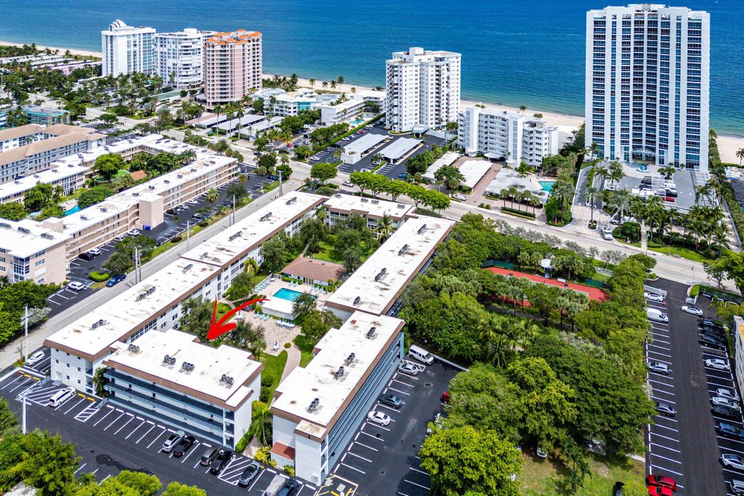 For Sale: $345,000 (2 beds, 2 baths, 1000 Square Feet)