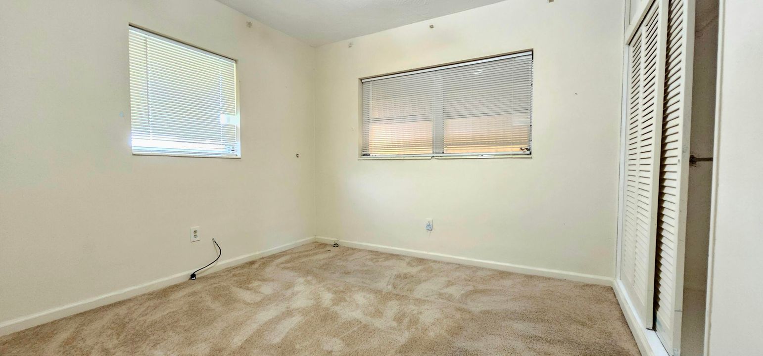 For Sale: $309,000 (3 beds, 2 baths, 1488 Square Feet)