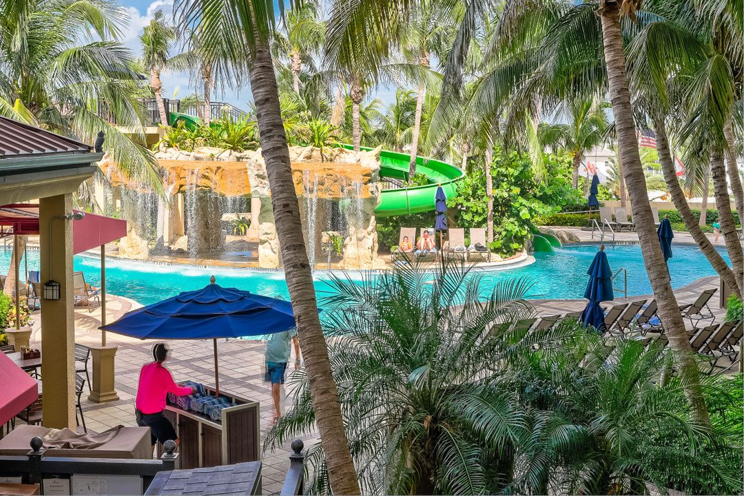 For Sale: $589,900 (1 beds, 1 baths, 726 Square Feet)