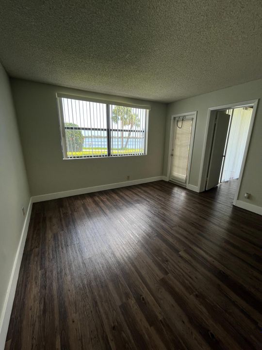 Activo con contrato: $1,550 (1 camas, 1 baños, 527 Pies cuadrados)