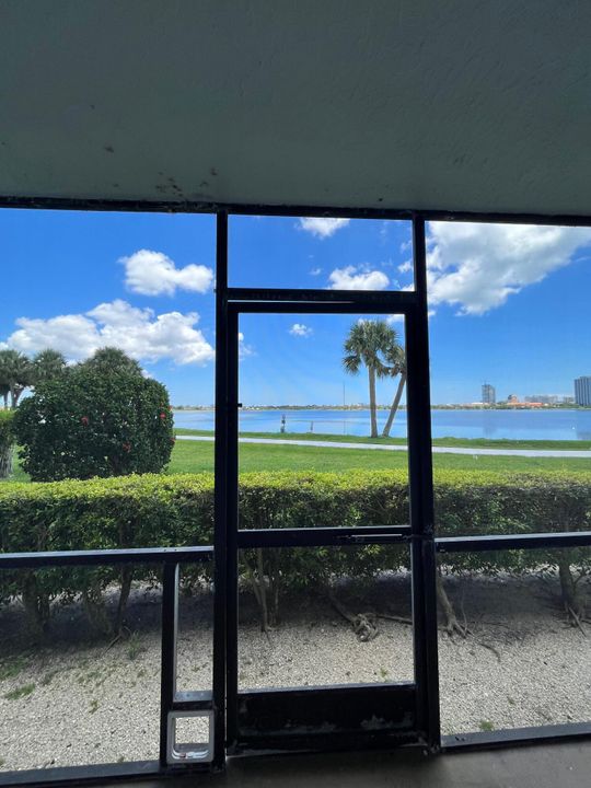 Activo con contrato: $1,550 (1 camas, 1 baños, 527 Pies cuadrados)