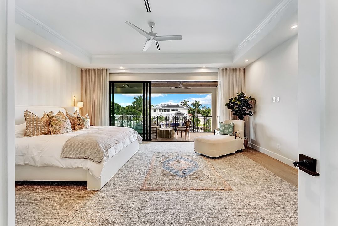 На продажу: $6,499,000 (5 спален, 4 ванн, 3858 Квадратных фут)