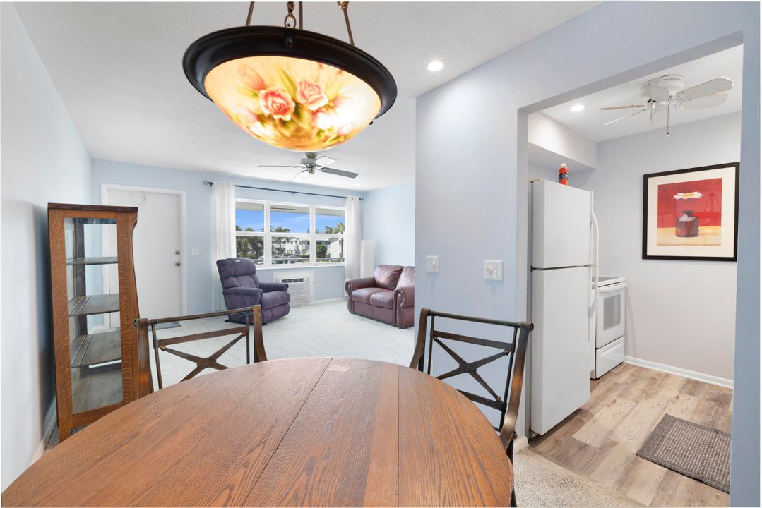 На продажу: $130,000 (1 спален, 1 ванн, 570 Квадратных фут)