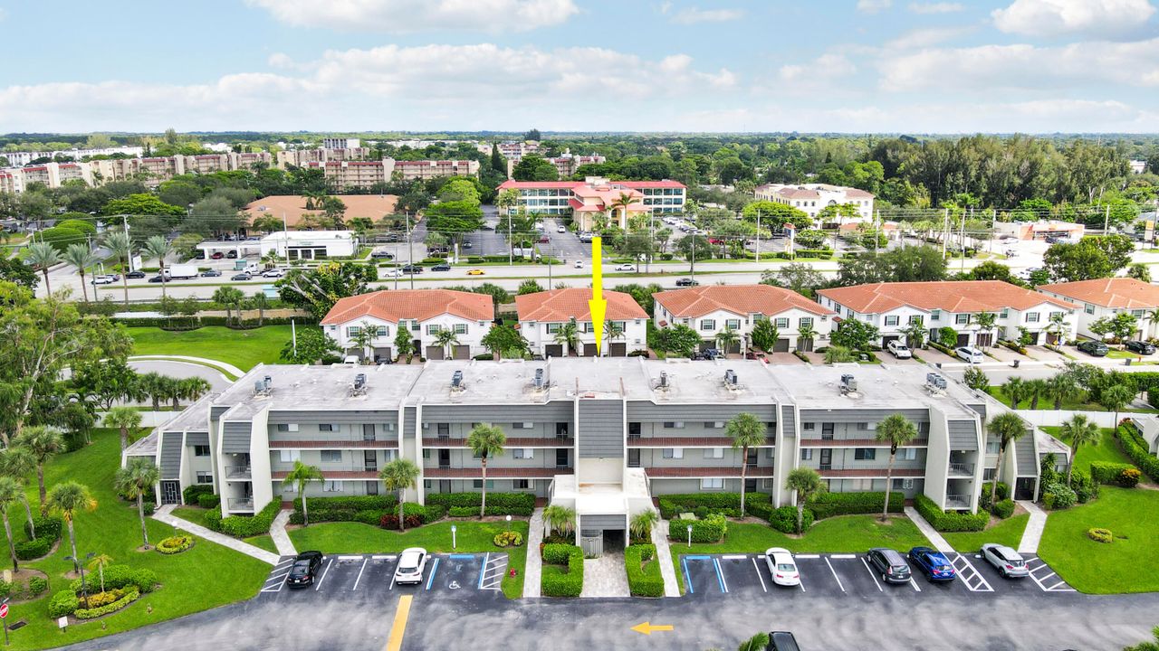 For Sale: $199,000 (2 beds, 2 baths, 1050 Square Feet)