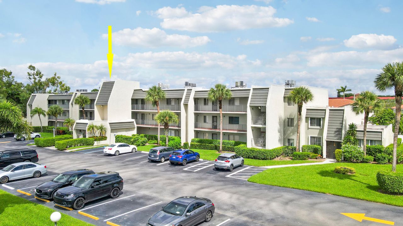 For Sale: $199,000 (2 beds, 2 baths, 1050 Square Feet)