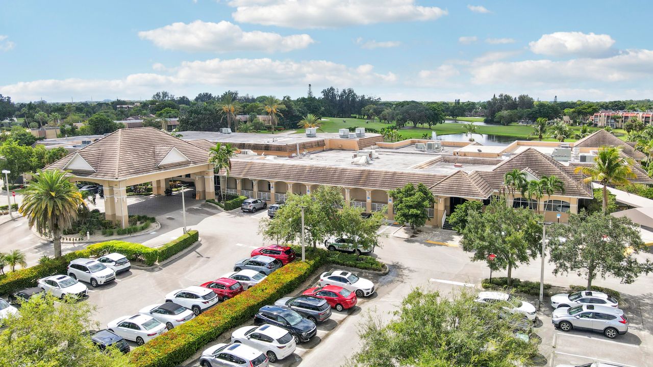 For Sale: $199,000 (2 beds, 2 baths, 1050 Square Feet)