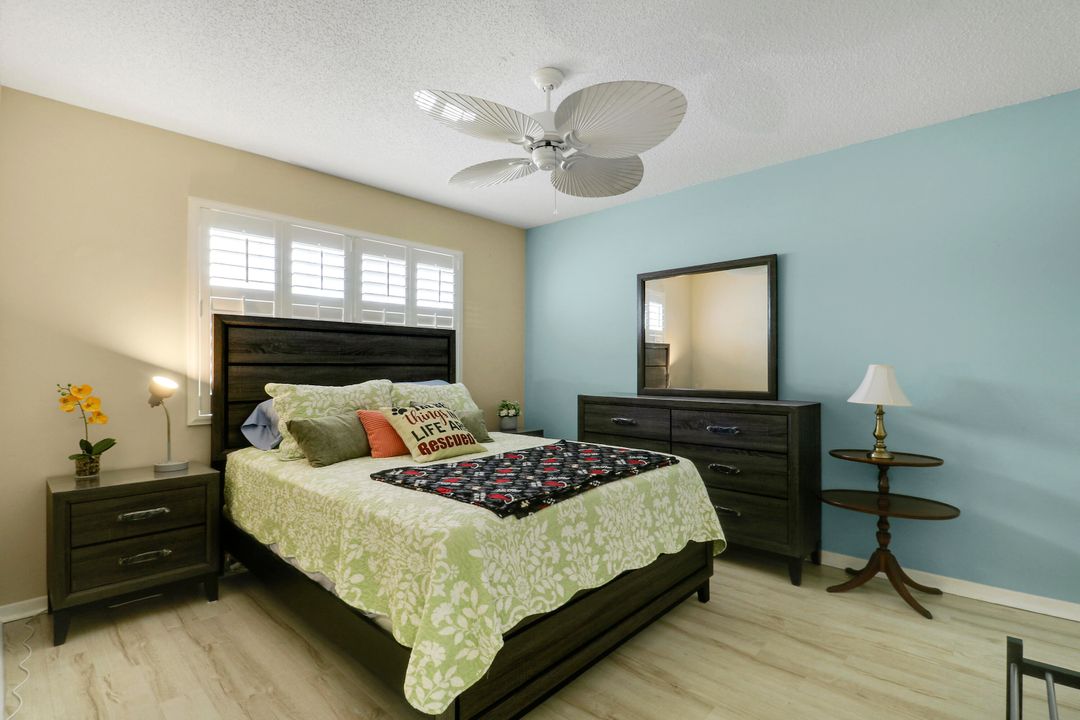 For Sale: $199,000 (2 beds, 2 baths, 1050 Square Feet)