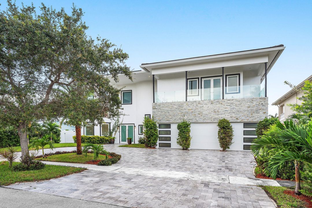 На продажу: $5,750,000 (6 спален, 6 ванн, 5858 Квадратных фут)