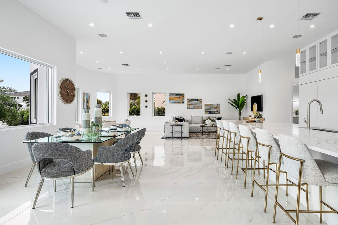 На продажу: $5,750,000 (6 спален, 6 ванн, 5858 Квадратных фут)