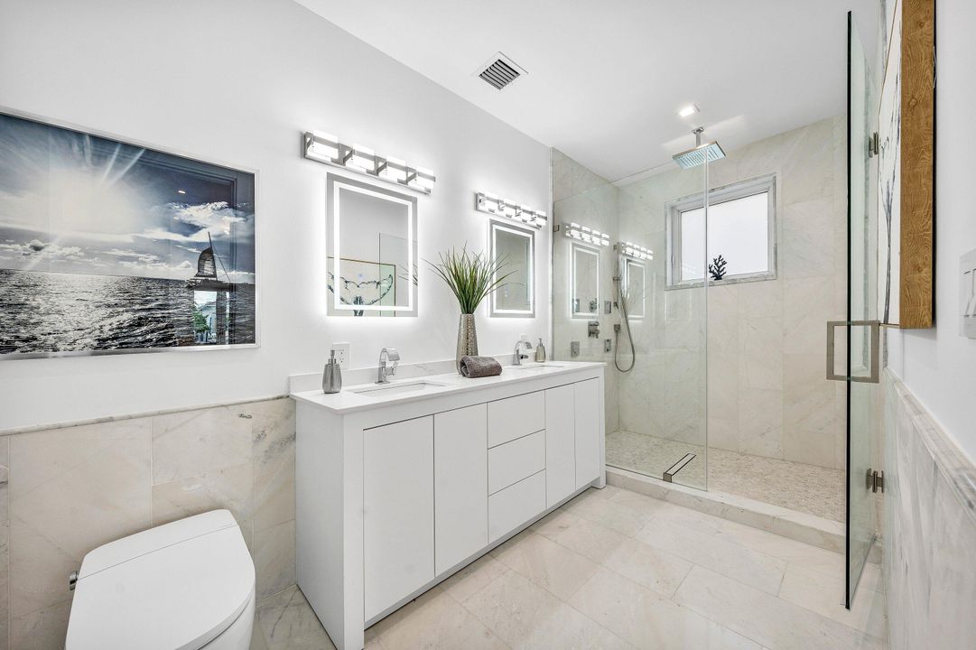 На продажу: $5,750,000 (6 спален, 6 ванн, 5858 Квадратных фут)